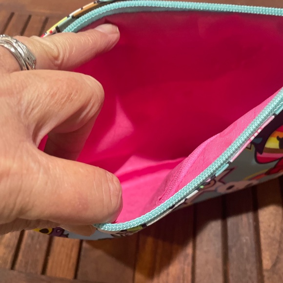 JU-JU-BE  TokiDoki  Uniliki 2.0 Be Quick bag. NWOT.Unused condition.Discontinued - Picture 3 of 4